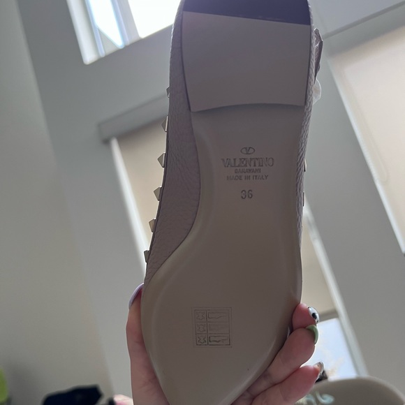 New in box size 36 Valentino ballerina studded flats - Picture 4 of 4